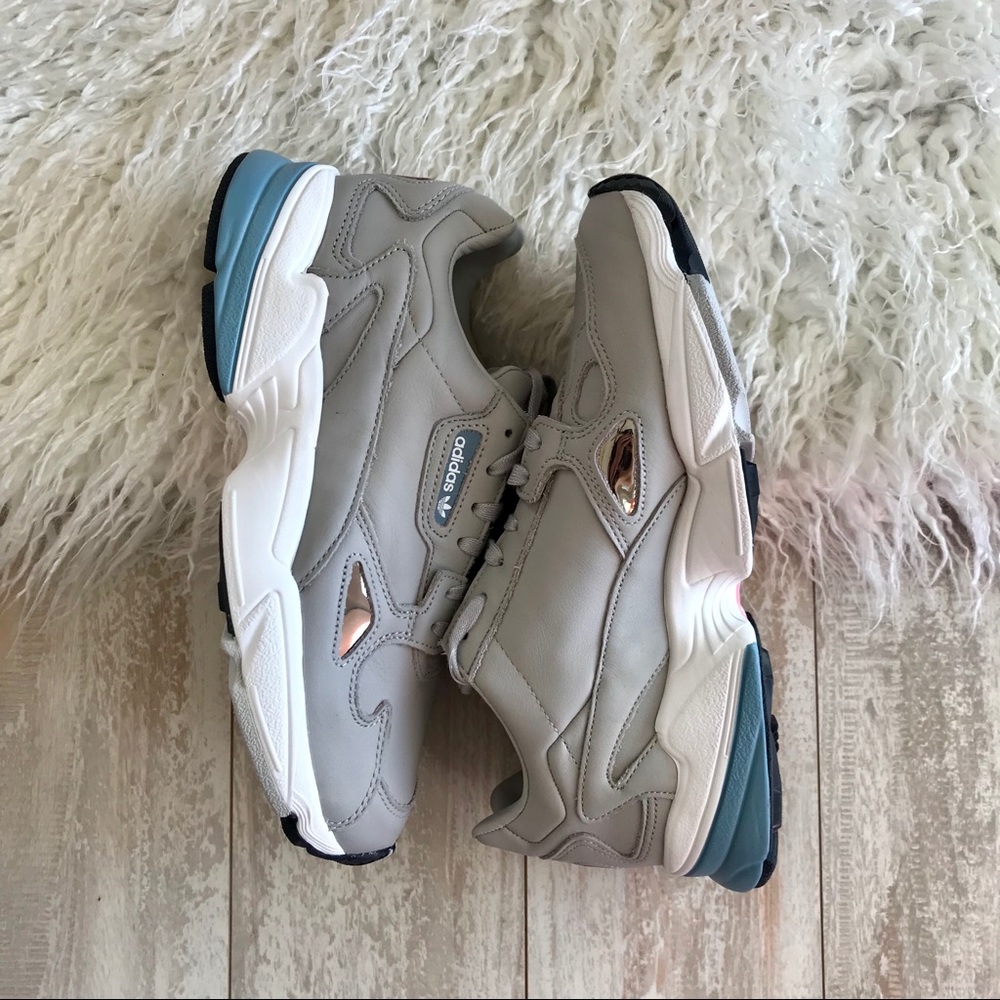 NWT Adidas Falcon Women’s Shoes - Picture 8 of 8